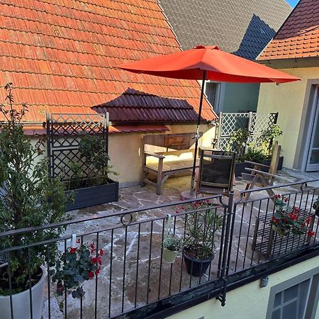Vinopresso Gmbh - Cafe Roemer Prichsenstadt Bagian luar foto
